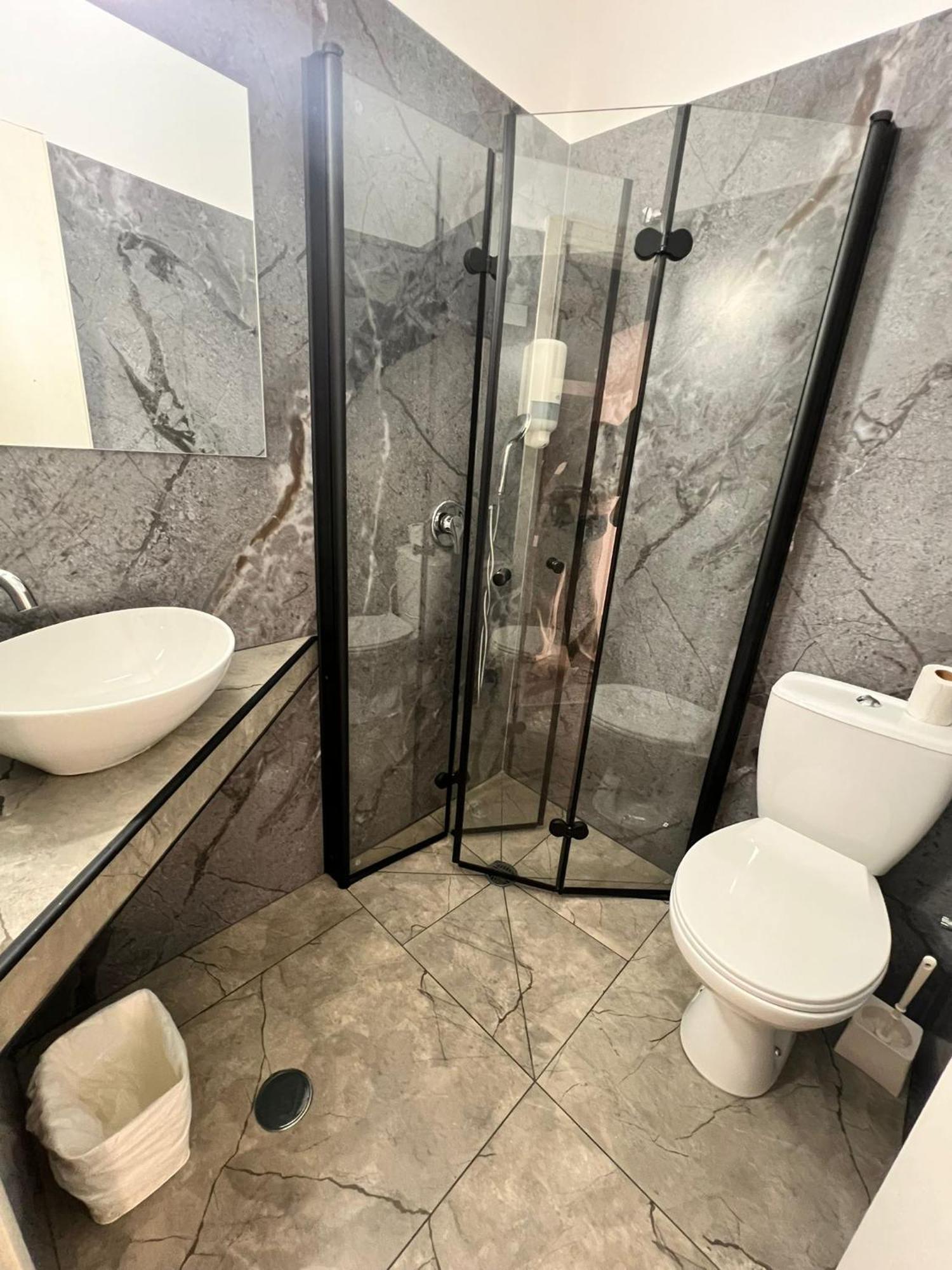 Elis Boutique Hotel Бат-Ям Екстер'єр фото