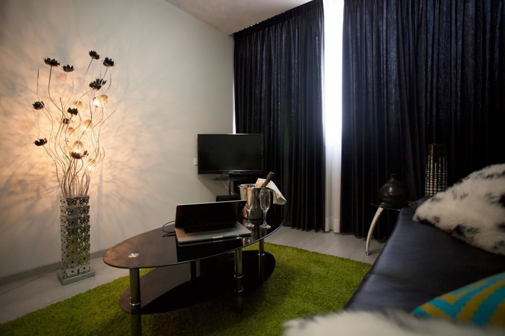 Elis Boutique Hotel Бат-Ям Екстер'єр фото